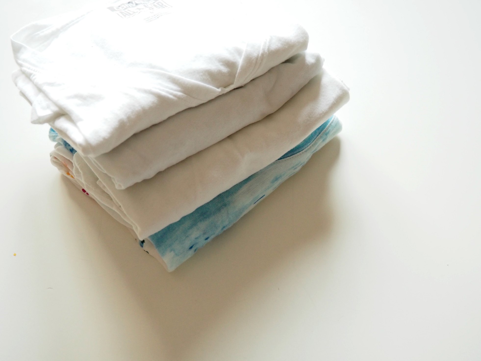 T-Shirt zusammenlegen in Perfektion – was kann das Faltbrett?