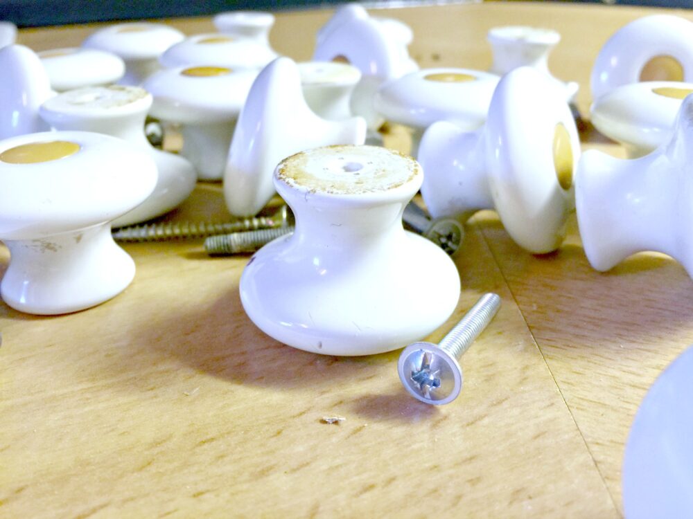 Wenig Budget für eine komplette Renovierung? Wir pimpen unsere Küche